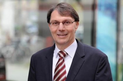 Josef Holzapfel